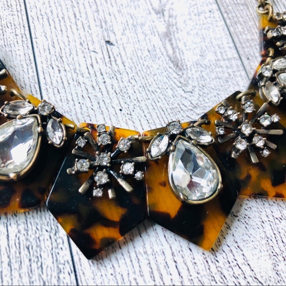 LOFT Faux Tortoise Shell Crystal Rhinestones Necklace - Picture 2 of 5